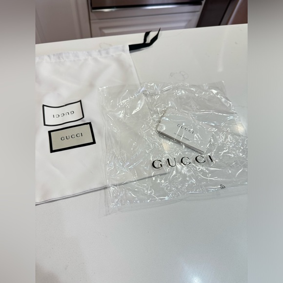 COPY - COPY - Authentic Gucci tote bag (likely new) - Picture 4 of 7